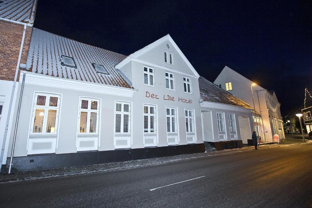 Det Lille Hotel Ronne Exterior photo